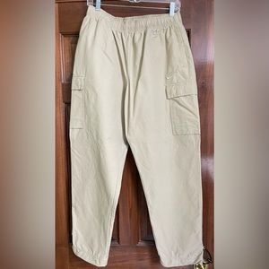 NEVER WORN NIKE Men’s Cargo Pants. Size Large. Light Tan Color.